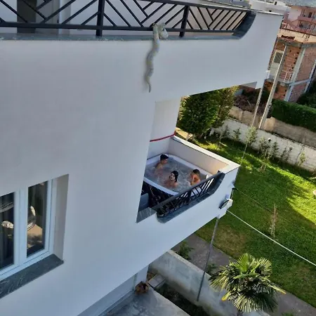 Villa White Luxury