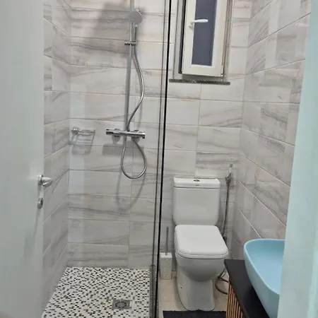 White Luxury &hot Tab Δυρράχιο